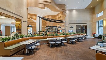 Holiday Inn Chongqing Guanyinqiao by IHG