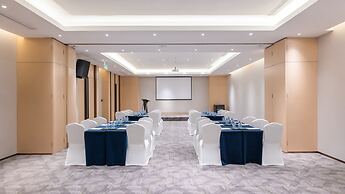 Holiday Inn Chongqing Guanyinqiao by IHG