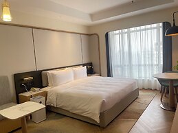 Holiday Inn Chongqing Guanyinqiao by IHG