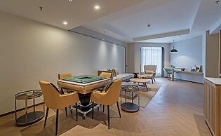 Holiday Inn Chongqing Guanyinqiao by IHG