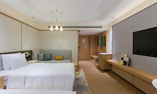 Holiday Inn Chongqing Guanyinqiao by IHG