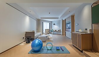 Holiday Inn Chongqing Guanyinqiao by IHG