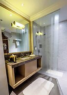 Taal Vista Hotel