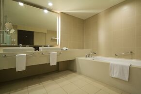 Taal Vista Hotel
