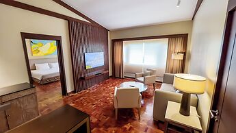 Taal Vista Hotel