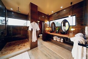 Hidden Valley Wilderness Lodge