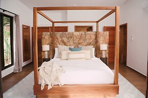 Hidden Valley Wilderness Lodge