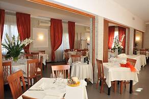 Hotel Mini Palace Country House