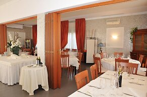 Hotel Mini Palace Country House