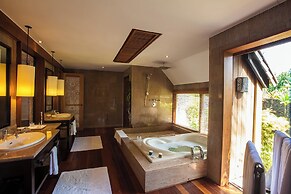 The St. Regis Bora Bora Resort