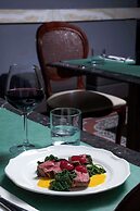 Golden Tulip Rome Piram