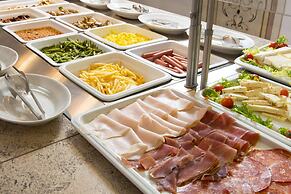 Golden Tulip Rome Piram