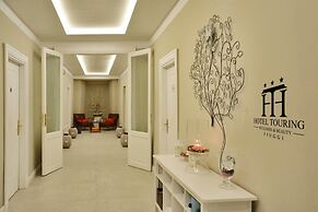 Hotel Touring Wellness & Beauty