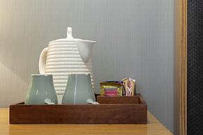 Petit Palace Tres Cruces