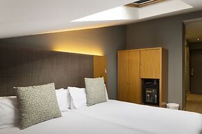 Petit Palace Tres Cruces