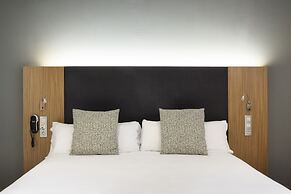 Petit Palace Tres Cruces