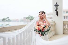 Embassy Suites by Hilton Tampa Downtown Convention Center