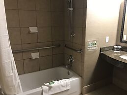 Holiday Inn & Suites Albuquerque-North I-25 by IHG