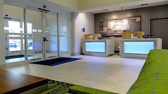 Holiday Inn Express St. Petersburg North (I-275) by IHG