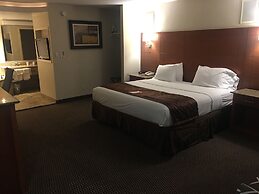 Ramada by Wyndham Rockville Centre