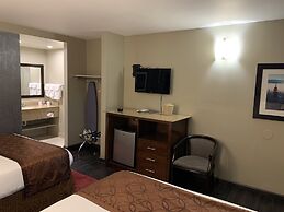 Ramada by Wyndham Rockville Centre