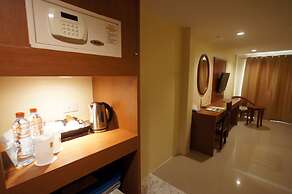 Khaolak Sunset Resort - Adults Only (SHA Extra Plus)