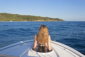 Kassandra Bay Resort, Suites & Spa