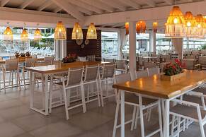 Kassandra Bay Resort, Suites & Spa