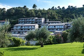 Kassandra Bay Resort, Suites & Spa