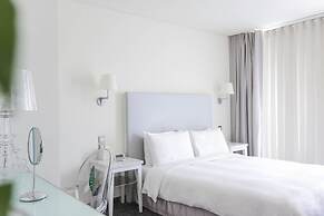 Ambience Hotel Taipei