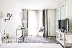 Ambience Hotel Taipei