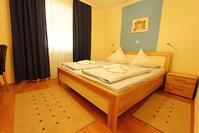 Hotel Restaurant Adria - Stuben