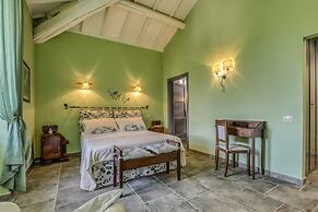 Relais Pian di Vico- Guest House