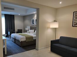Salini Resort