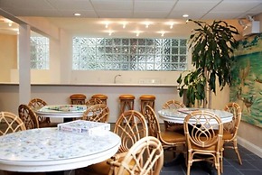 The Sandpiper Beach Club