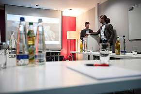 Amalienburg Boutique & Boarding Hotel
