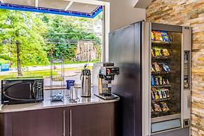 Motel 6 Elmsford, NY - White Plains