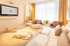 Hotel Vier Jahreszeiten Binz - Adults Only