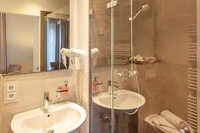 Hotel Vier Jahreszeiten Binz - Adults Only
