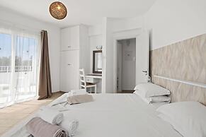 Thalassines Beach Villas