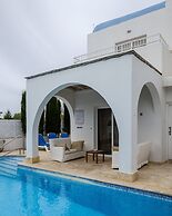 Thalassines Beach Villas