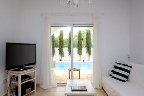 Thalassines Beach Villas