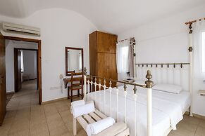 Thalassines Beach Villas