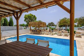 Thalassines Beach Villas