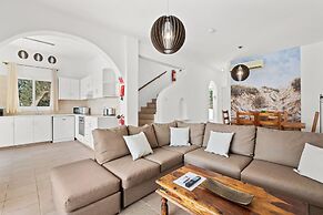 Thalassines Beach Villas
