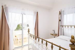 Thalassines Beach Villas