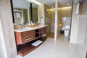 Nanyang King's Gate Hotel - Free Shuttle Service to Canton Fair