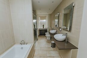 Carberry Tower Mansion House and Estate