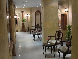 Philippe Luxor Hotel