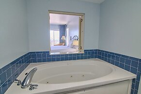 Oceanview Lodge